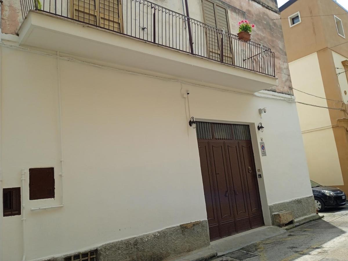 B&B La Casa Dell'Ospite Gravina in Puglia Eksteriør bilde